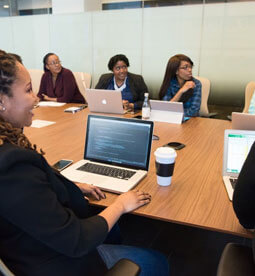 Vizită la bibliotecă